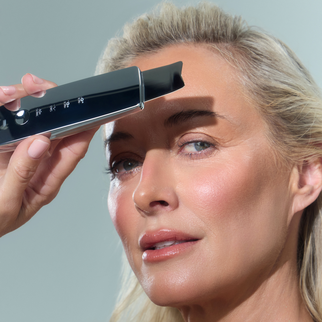 Deep Cleanse & Glow 6-in-1 Device